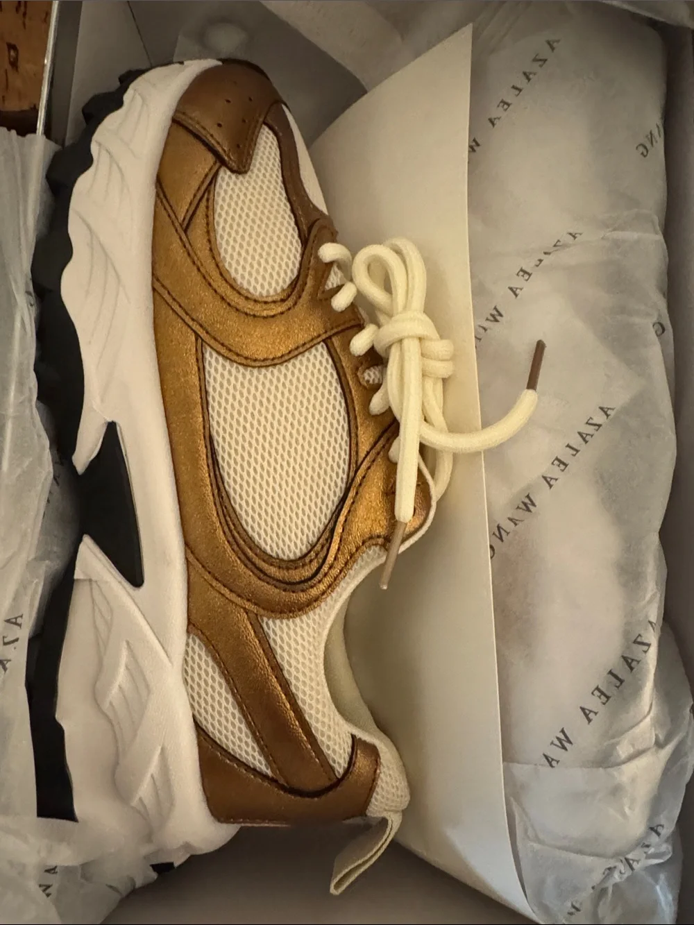 Azalea Wang lightweight tan
